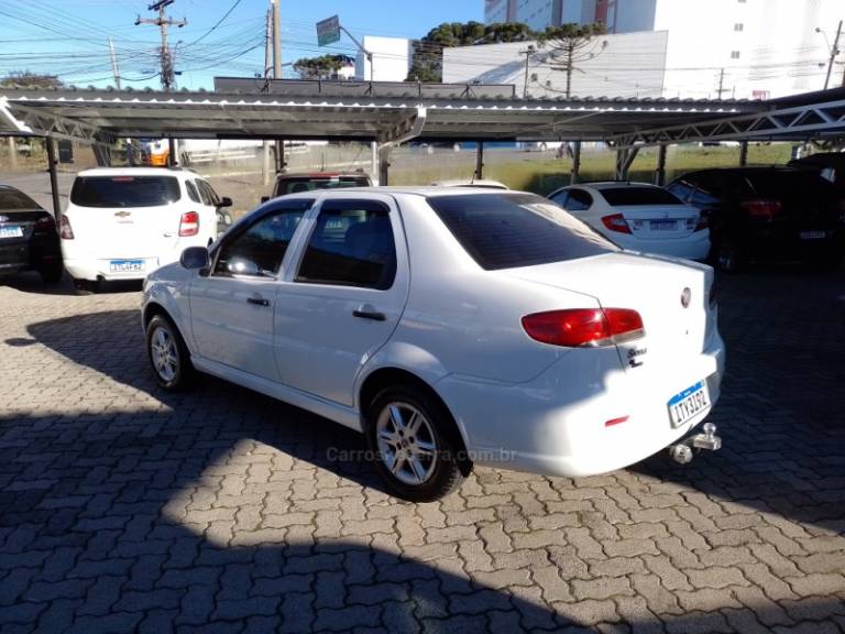 FIAT - SIENA - 2013/2013 - Branca - R$ 36.900,00