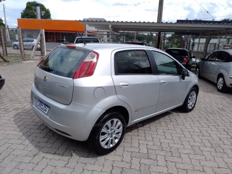 FIAT - PUNTO - 2011/2011 - Prata - R$ 36.900,00
