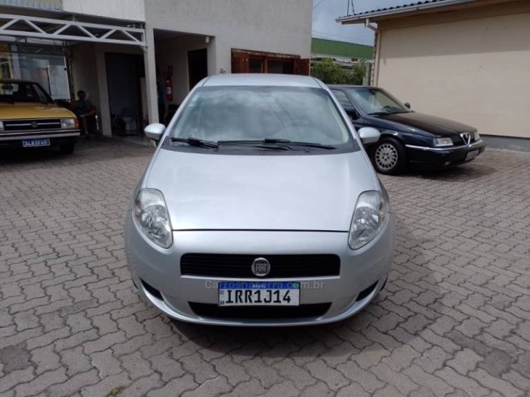 FIAT - PUNTO - 2011/2011 - Prata - R$ 36.900,00