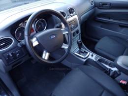 FORD - FOCUS - 2010/2011 - Preta - R$ 38.800,00