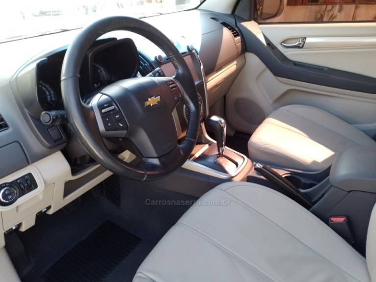 CHEVROLET - TRAILBLAZER - 2013/2013 - Prata - R$ 114.900,00