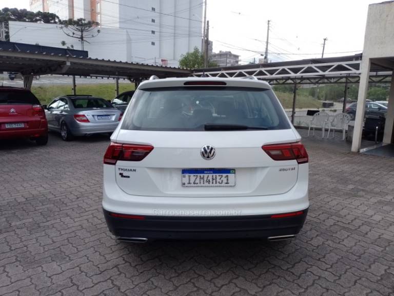 VOLKSWAGEN - TIGUAN - 2019/2019 - Branca - R$ 124.500,00