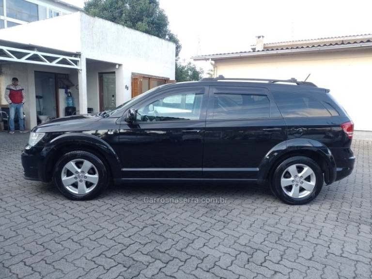 DODGE - JOURNEY - 2010/2010 - Preta - R$ 48.900,00