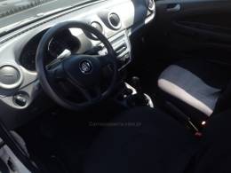 VOLKSWAGEN - SAVEIRO - 2017/2017 - Branca - R$ 55.500,00