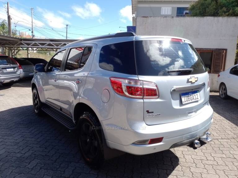 CHEVROLET - TRAILBLAZER - 2013/2013 - Prata - R$ 114.900,00