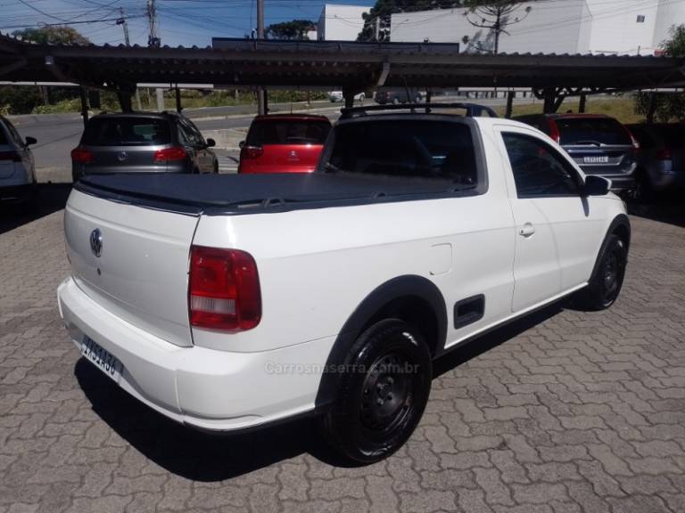 VOLKSWAGEN - SAVEIRO - 2017/2017 - Branca - R$ 55.500,00
