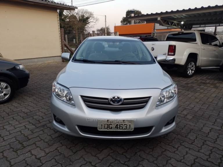 TOYOTA - COROLLA - 2009/2010 - Prata - R$ 53.000,00