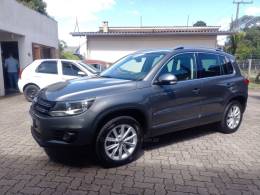VOLKSWAGEN - TIGUAN - 2011/2012 - Cinza - R$ 66.500,00