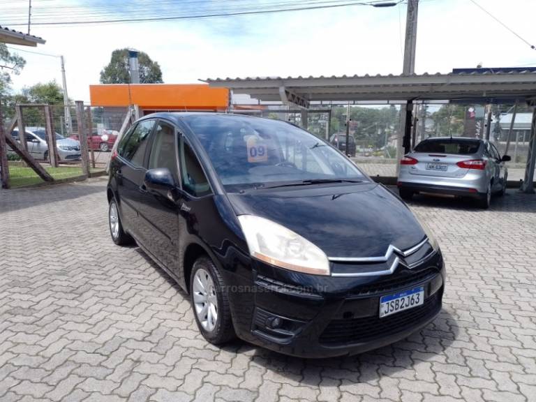 CITROËN - C4 PICASSO - 2008/2009 - Preta - R$ 32.900,00