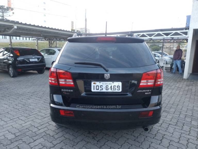 DODGE - JOURNEY - 2010/2010 - Preta - R$ 48.900,00
