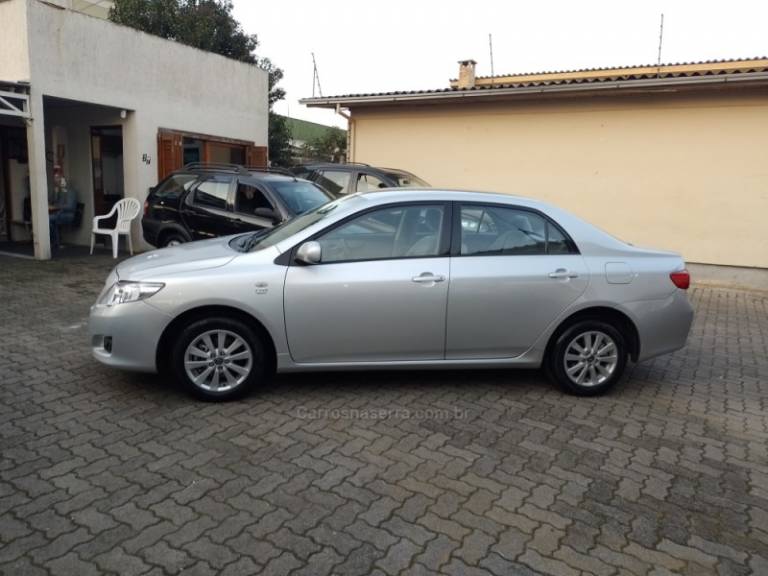 TOYOTA - COROLLA - 2009/2010 - Prata - R$ 53.000,00