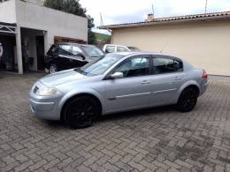 RENAULT - MÉGANE - 2006/2007 - Prata - R$ 28.000,00