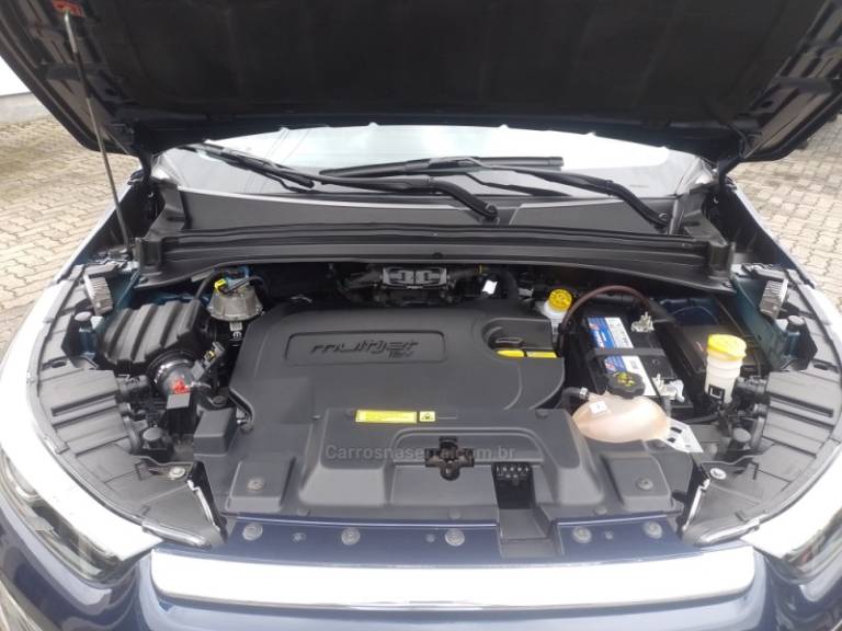 FIAT - TORO - 2022/2022 - Azul - R$ 129.900,00