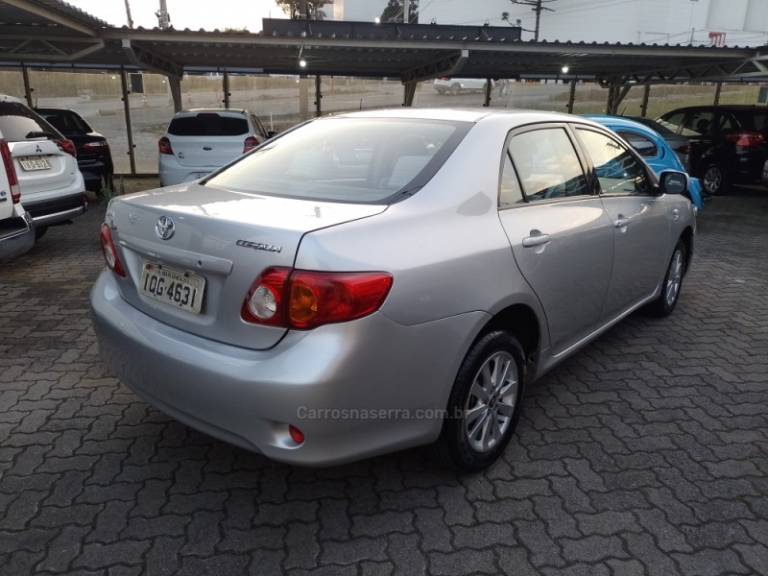 TOYOTA - COROLLA - 2009/2010 - Prata - R$ 53.000,00