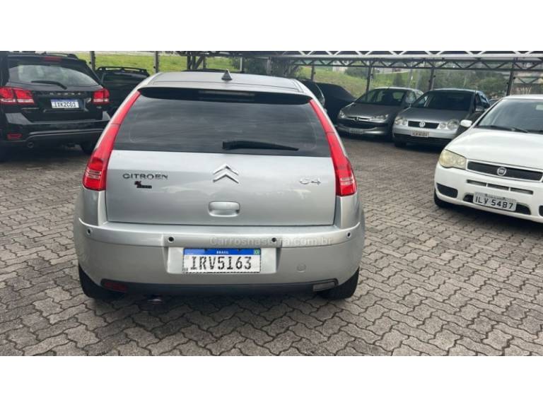 CITROËN - C4 - 2011/2011 - Prata - R$ 31.500,00