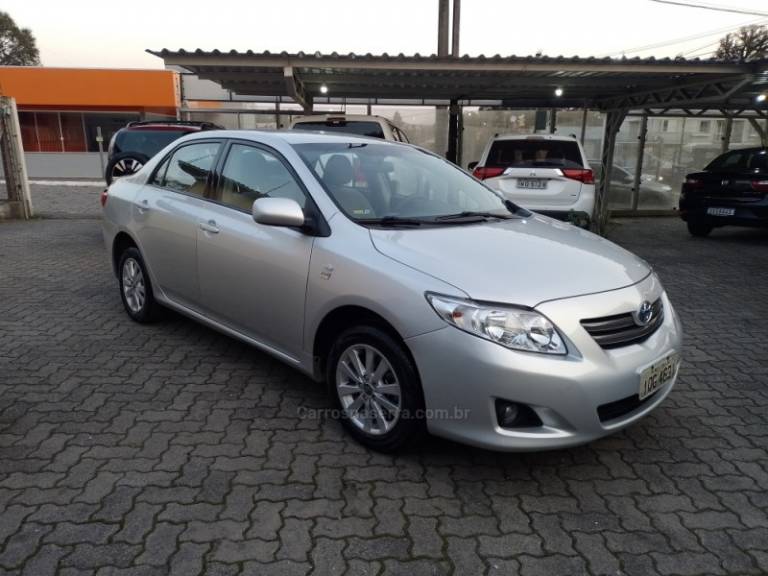 TOYOTA - COROLLA - 2009/2010 - Prata - R$ 53.000,00