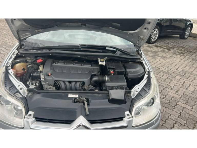 CITROËN - C4 - 2011/2011 - Prata - R$ 31.500,00