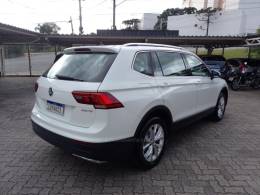 VOLKSWAGEN - TIGUAN - 2019/2019 - Branca - R$ 124.500,00
