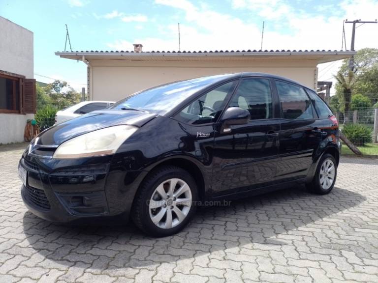 CITROËN - C4 PICASSO - 2008/2009 - Preta - R$ 32.900,00