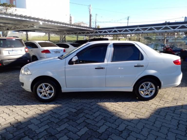 FIAT - SIENA - 2013/2013 - Branca - R$ 36.900,00