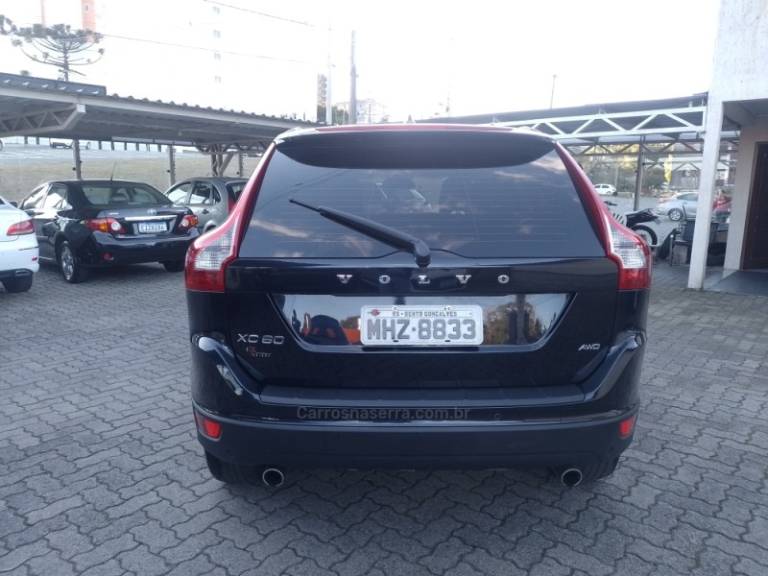VOLVO - XC60 - 2009/2010 - Preta - R$ 56.900,00