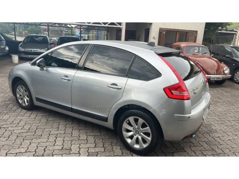 CITROËN - C4 - 2011/2011 - Prata - R$ 31.500,00