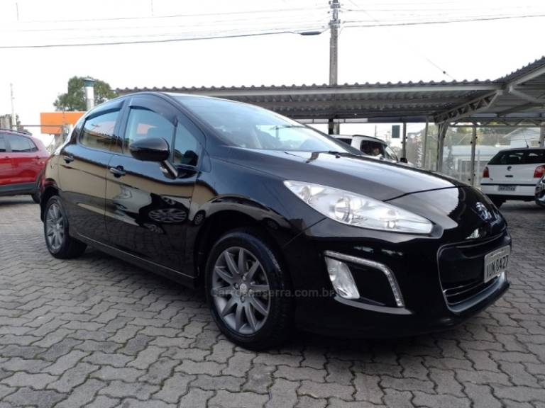 PEUGEOT - 308 - 2013/2014 - Preta - R$ 44.900,00