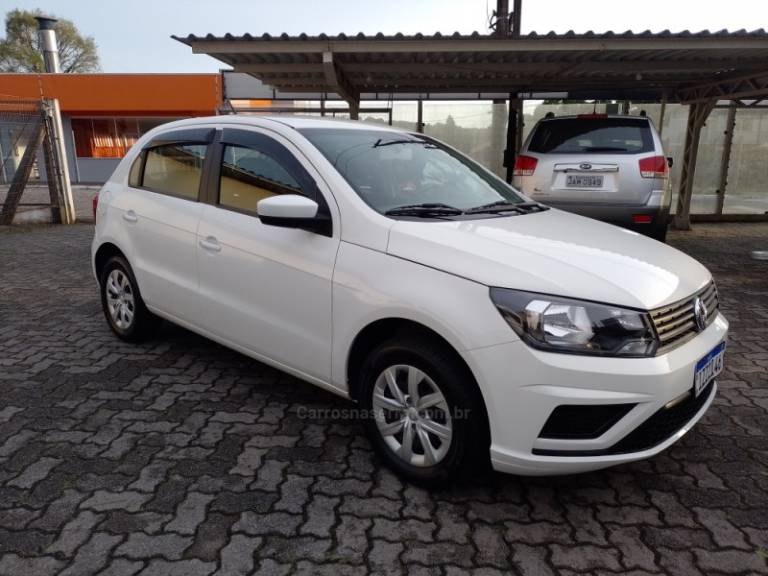 VOLKSWAGEN - GOL - 2020/2021 - Branca - R$ 53.500,00