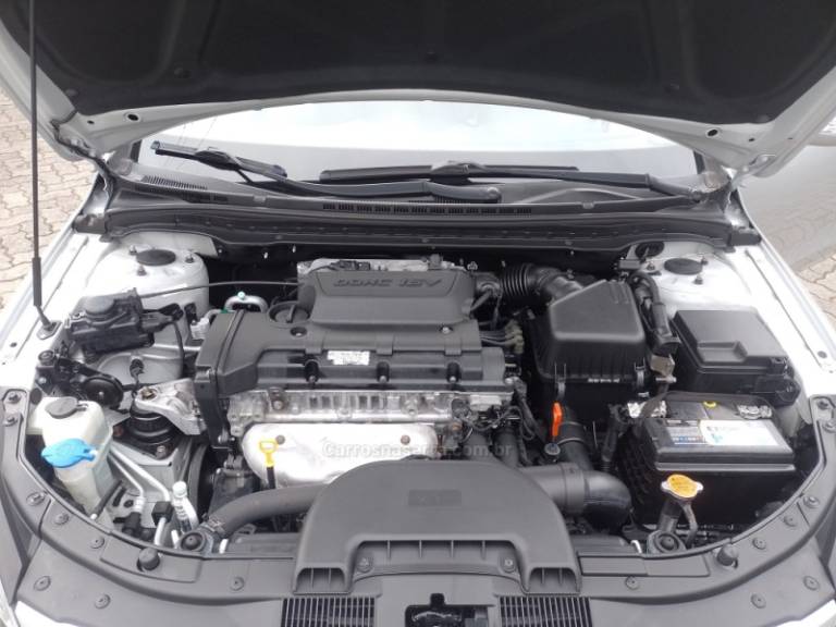 HYUNDAI - I30 - 2011/2012 - Prata - Sob Consulta